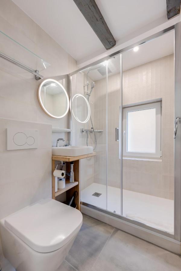 L'Escale Bleue - Apartment For 2 To 4 People In The Heart Of Annecy Luaran gambar