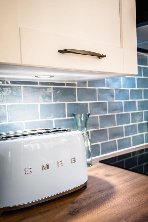 L'Escale Bleue - Apartment For 2 To 4 People In The Heart Of Annecy Luaran gambar